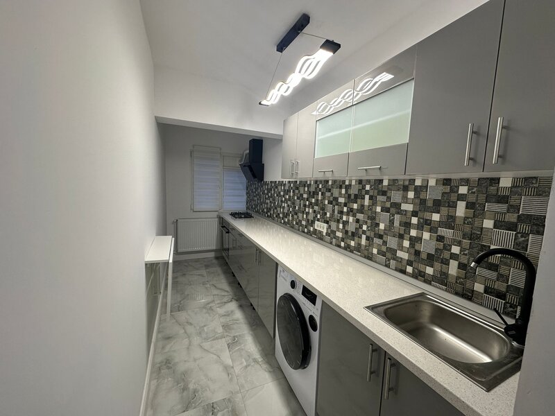 Titan, Fizicienillor,